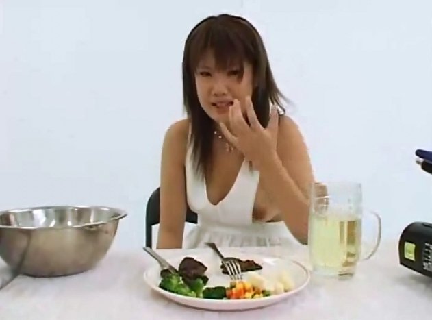 Two Asian Girls Cooking With Shit And Pee - 1