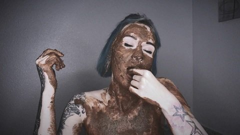 NEW DirtyBetty - Really Dirty Girl with SHIT (FULL HD) img 3