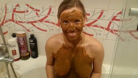 Extreme methods of personal hygiene - Part 2 (Brown wife) 20 from May 2018