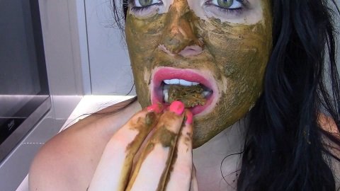 Pretty Little Face Smeared With Shit (Evamarie88) 24 of June 2018 - Image 4