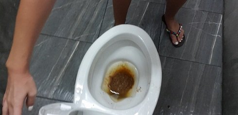 MissAnja – Big, Big Pooping, Peeing In Public Toilet Bundle (30.06.2020) 4kUHD