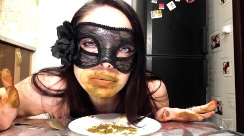 Xtreme Scat Breakfast Real Swallow By Top Babe Lina (SG-Video) - ScatLina 00003