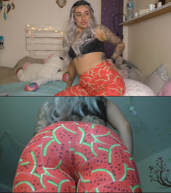 HotDirtyIvone: Juicy Ass (a) ($8.99 ScatShop)