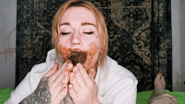 DirtyBetty – Eating Dick With Rock Like Shit ($23.99 ScatShop)